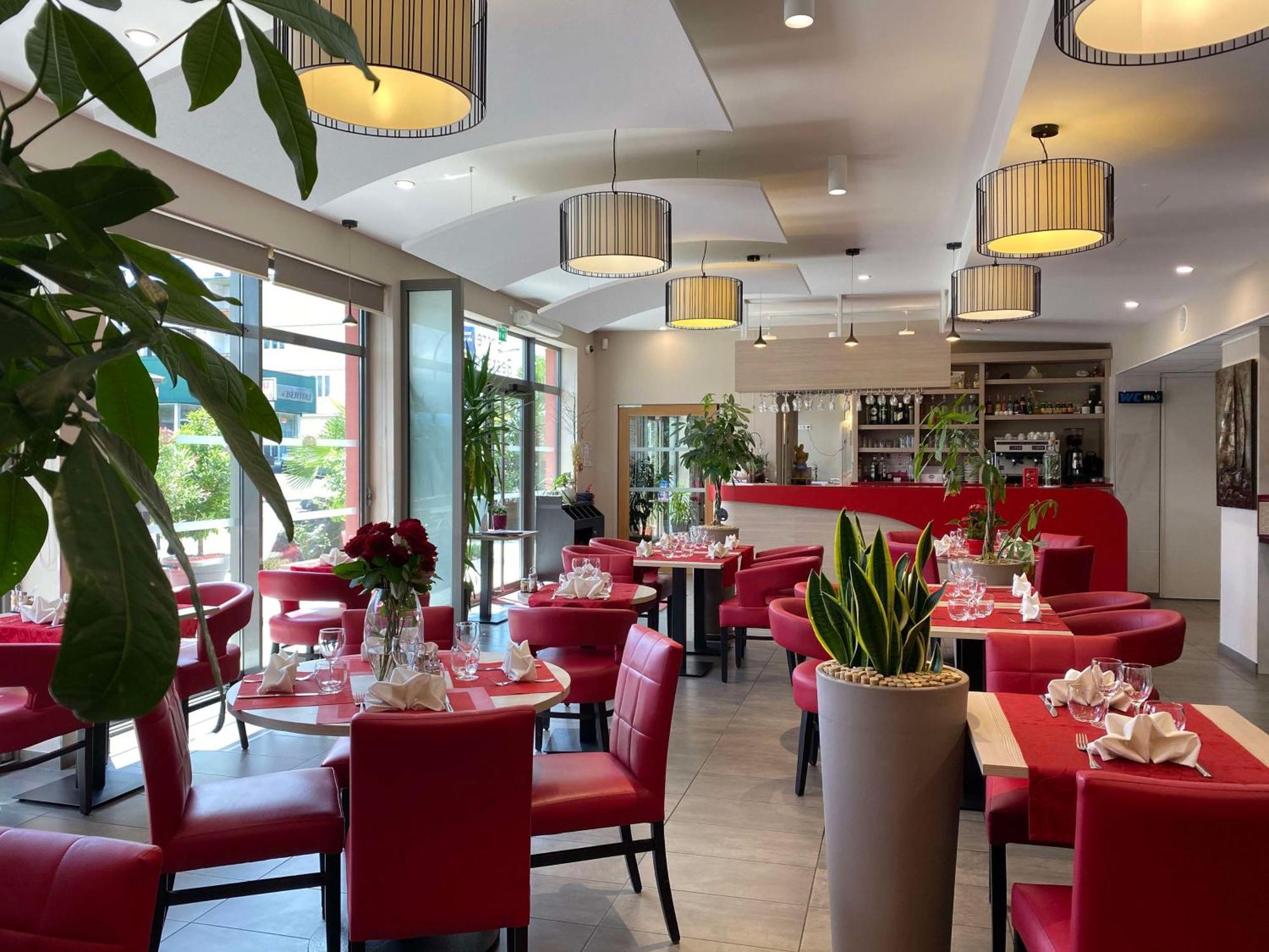 Brit Hotel Brive La Gaillarde - Restaurant La Limousine 马勒莫尔 外观 照片