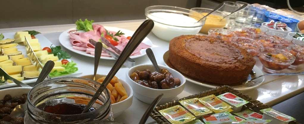 Brit Hotel Brive La Gaillarde - Restaurant La Limousine 马勒莫尔 餐厅 照片