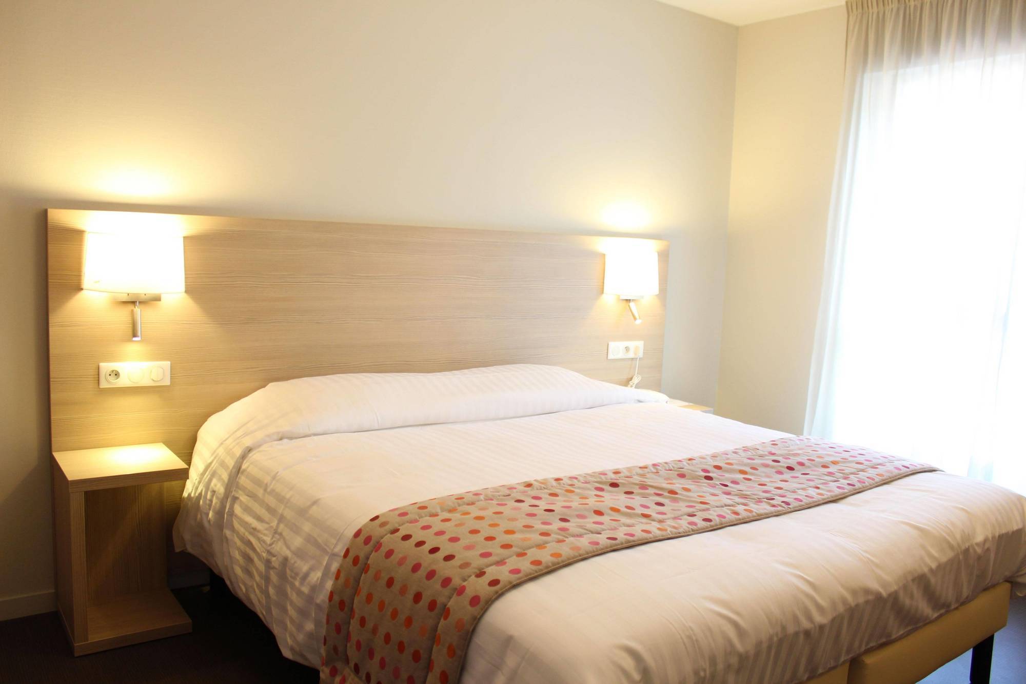 Brit Hotel Brive La Gaillarde - Restaurant La Limousine 马勒莫尔 外观 照片